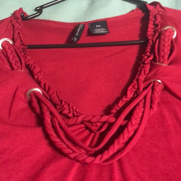 Deep red blouse - Picture 1 of 2